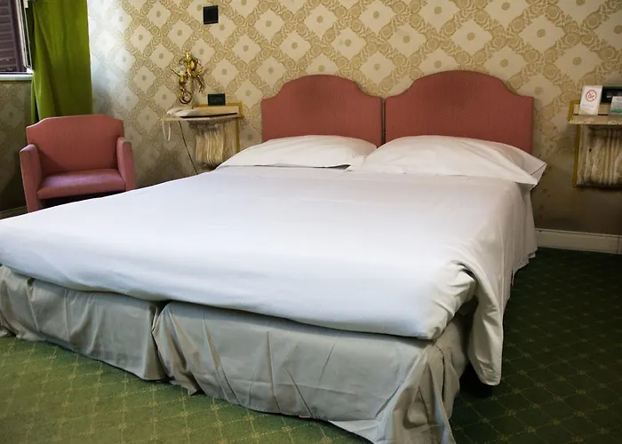 Ξενοδοχείο Richmond 4*