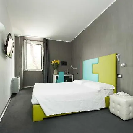 Richmond ホテル 4*
